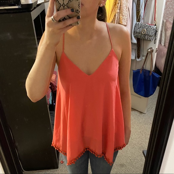 Coral colored Pompom tank - Picture 3 of 6